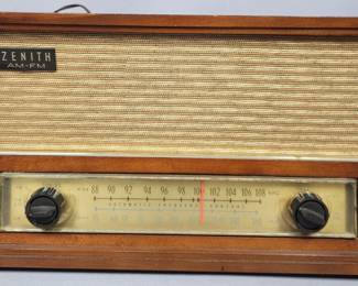 Zenith AM-FM Tube Radio