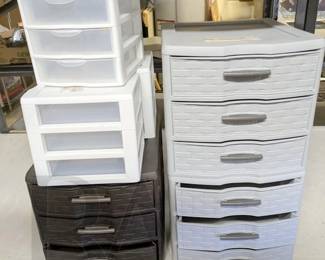 PLASTIC STORAGE TUBS