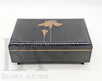 LAQUER DRESSER BOX