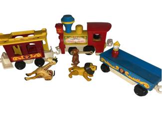 Vintage Fisher Price Circus Train Ring Master Clown Giraffe Lion Monkey