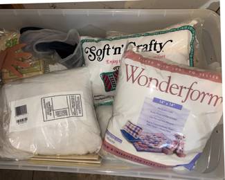 Craft Stuffing: WonderForm, Soft N Crafty, Project Piece