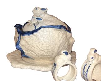 Potting Shed Dedham Rabbit Stoneware Cabbage Tureen on Plate +Napkin Rings