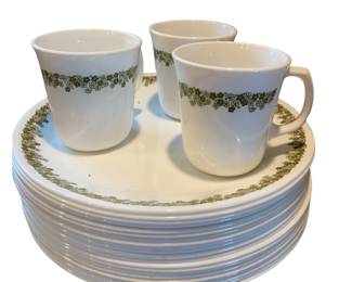 Corning Corelle Crazy Daisy Spring Blossom Dinner Plates + 3 Mugs