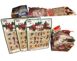 Vintage & Older Christmas Florist Craft Figures Stems Decor New Old Stock