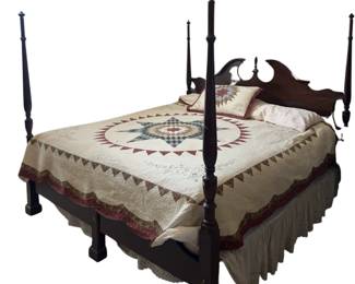 Chippendale 4 Post Bed + Mattress Quilted Bedspread
