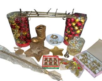 Metallic Gold Christmas Decor Ornaments Wall Hook Rack Brass