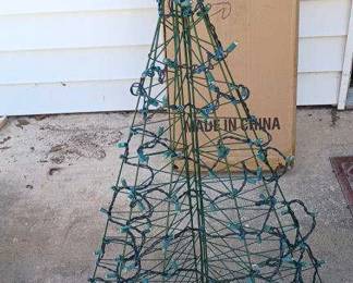 Lighted Wire Tree