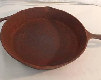Lodge Cast Iron Frying Pan