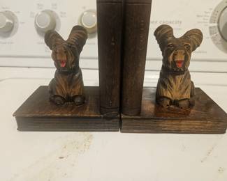 Terrier Book Ends
