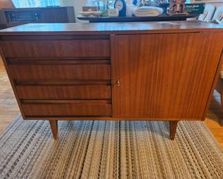 4 Drawer 2 Shelves Credenza