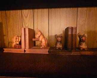 Wooden Bookends Dog Motif