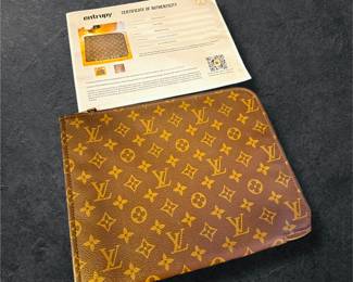 Authenticated Louis Vuitton 
