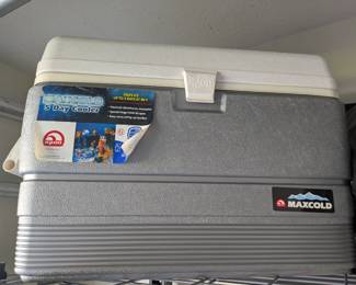 Igloo Maxcold large cooler