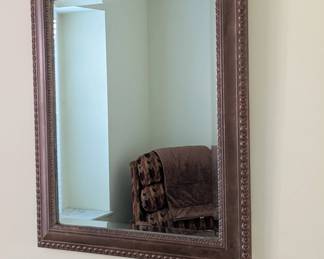 Wall mirror