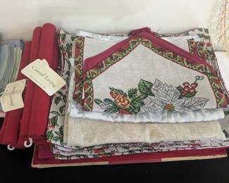 Christmas placemats & runners