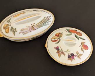 Royal Worcester Evesham casserole dishes