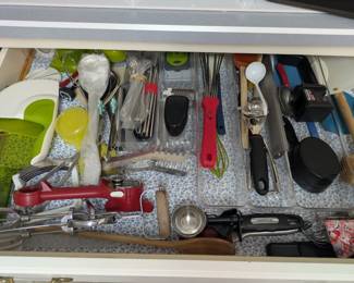 More kitchen utensils & gadgets