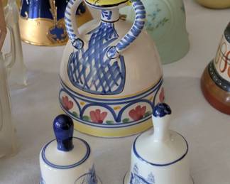 Spain Bell Lady ; Delft Blue miniature bell