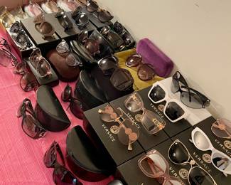 Versace, Prada, Miu Miu
Dolce Gabbana, Ray-Ban