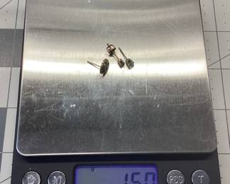 3 DIAMOND SOLITAIRE EARRINGS, 14K SINGLES 20PT DIAMOND SOLITAIRE IN 14K WHITE SETTING. 15PT BLUE DIAMOND SOLITAIRE DIAMOND IN 14K YELLOW GOLD. 14K YELLOW GOLD DOME SETTING WITH 8PT DIAMOND. TOTAL WEIGHT IS 1.5 GRAMS. CARAT SIZES ARE APPROXIMATE.