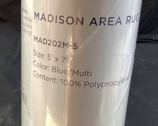MADISON AREA RUG, NEW, 5 by 7