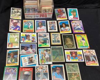 ASSORTED BASEBALL CARDS, O-PEE-CHEE, TOPPS, DONRUSS, RAISTON PURINA, HANK AARON, RICKY HENDERSON, NOLAN RYAN, ROBIN YOUNT, GEORGE BRETT, BRET SABERHAGEN, JOE MORGAN, TIM RAINES, FERNANDO VALENZUELA, BRETT SUTTER, REGGIE JACKSON,