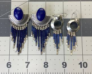 STERLING SOUTHWESTERN AZURITE, LAPIS EARRINGS LOT THESE STERLING SILVER EARRING LOT FEATURES AZURITE AND LAPIS. THE LARGE PAIR WITH AZURITE IS STAMPED QT. RESEARCH SHOWS THESE ARE BY QUOC TURQUOISE INC. TOTAL COMBINED WEIGHT IS 19.48 GRAMS