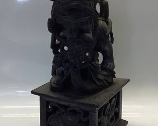 VTG. CHINESE WOODEN CARVED FOO DOG 16 INCH TALL WOODEN CARVED CHINESE FOO DOG. (HAS SOME FRACTURES DUE TO AGE)