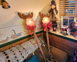 Cute x-mas reindeer decor.