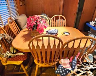Country style kitchen table.