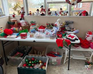 There are plenty more Christmas decor than showing, Before you go buying Christmas decor check out this sale first!