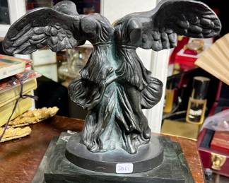 Salvador Dali - Two Nikes of Victory  