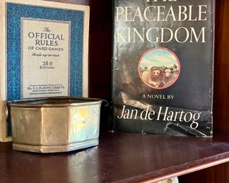 The Peaceable Kingdom b Han de Hartog 