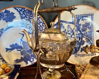 Stunning antique Silver Tilting tea pot 