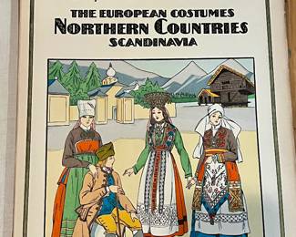 1 of 2 "The History of the Feminine Costume of the World" books - w/10 book per pack