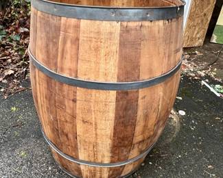 Wine barrel 