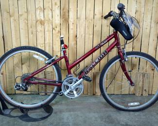 Raleigh SC40 Sport Comfort Generation 2.0 Bicycle 