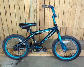 Dynacraft Suspect Boys Bicycle