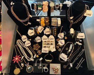 14k Midas Rope Bracelet (BL), Sterling & Amber Bracelet, 10k Link Bracelet (BL), 14k Opal Ring (BL), 10k Heart Pendant (BL), Mexican Sterling Abalone Bracelet 