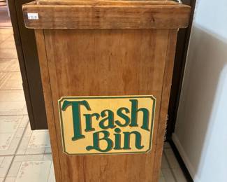 Wooden Trash Bin 