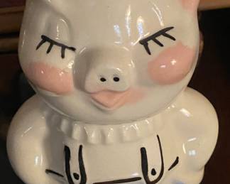Shawnee Smiling Pig Pottery Bank