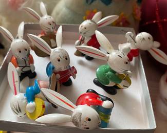Tiny Wooden Easter Rabbits
