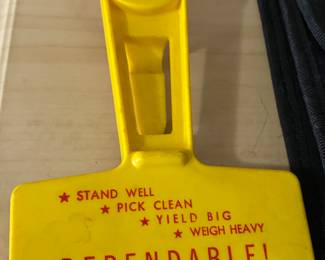 Coker Hybrids Scraper