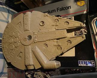 MPC Millenium Falcon Model