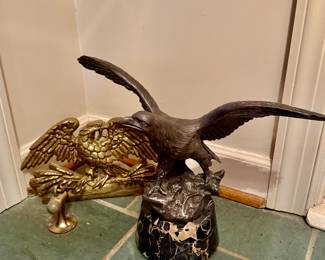 Gregoire Sculpture - Bald Eagle on marble