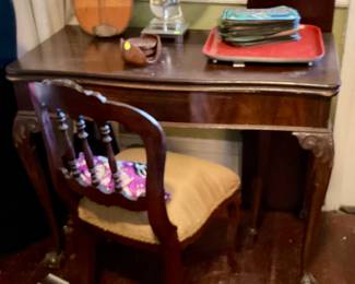 Fold out table with leaf