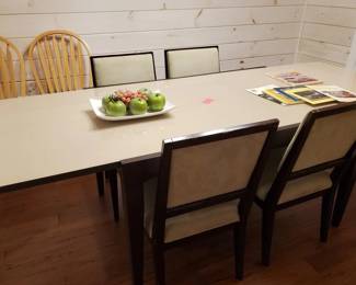 Table extends to 7 1/2 feet.