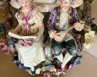 Fine Porcelain Cache Pot