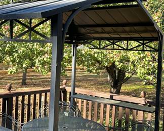 Sunjoy 5x7.5 sand black gazebo