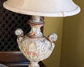 Venetian Carved
Polychrome & Giltwood lamp 